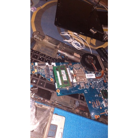 Mainboard or mobo  HP COMPAQ CQ42