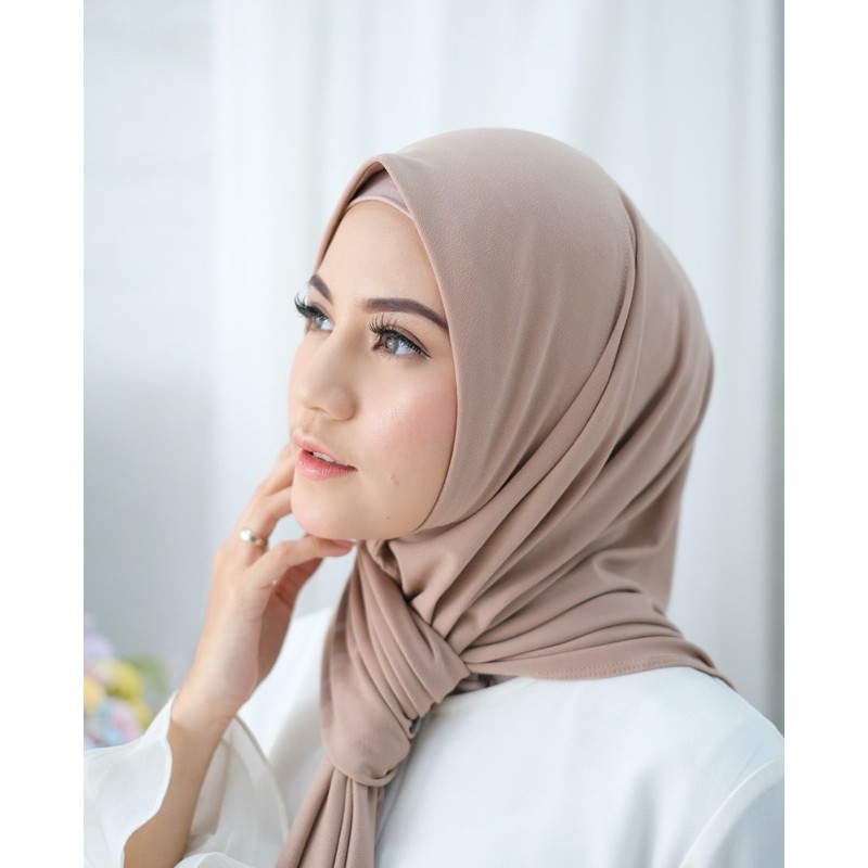 Izzy Square Instant - Albata Hijab-Izzy Nude
