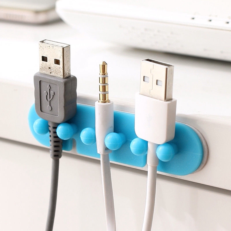 2pcs Klip Holder Kabel USB Dengan Perekat Warna Acak Untuk Meja