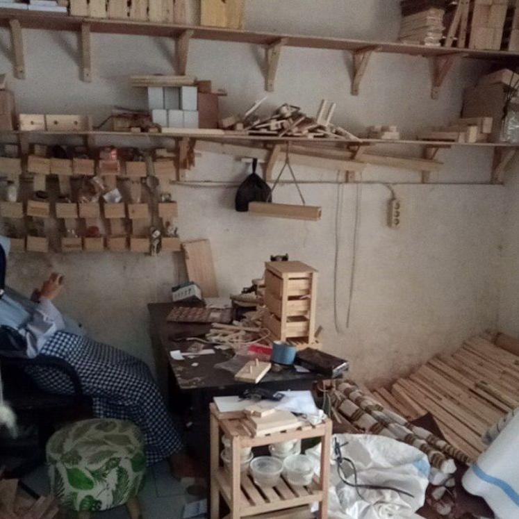 

Bagus Banget.. Wooden Easel 120cm /Standing Poto Kayu Tripod