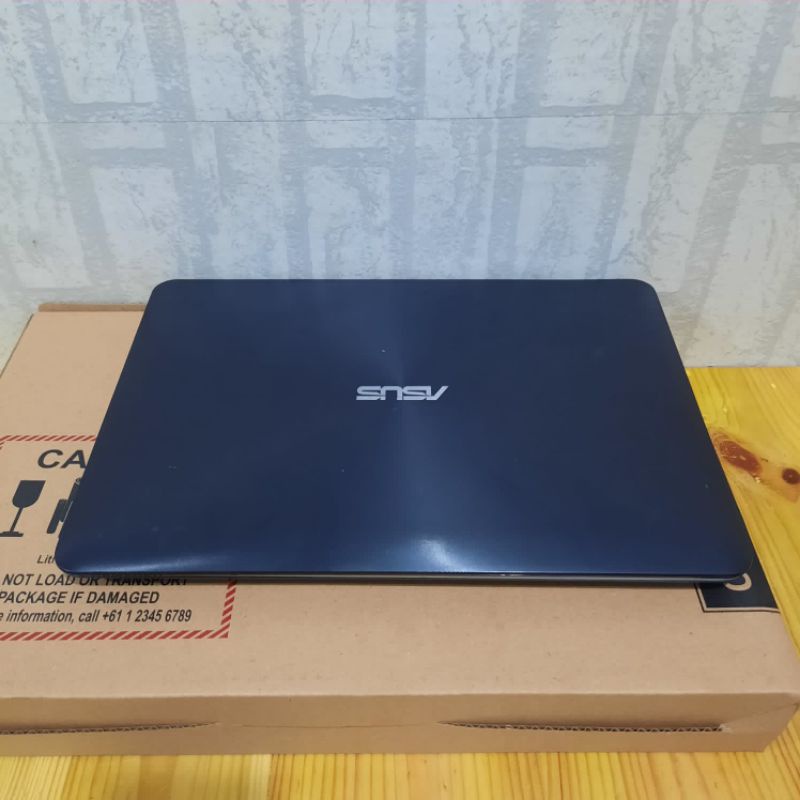 Laptop Asus X455LF/A455L Core i3-5005U Ram 4Gb/500Gb Doblevga Nvdia Geforce 930M dedicated 2Gb  Windows 10 layar 14 inch