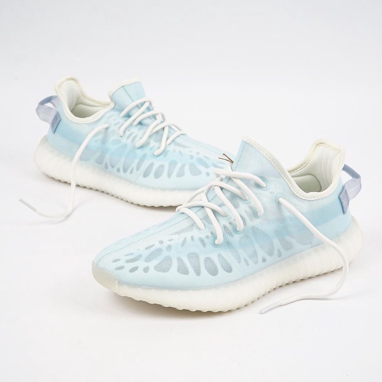 Adidas Yeezy Boost 350 V2 Mono Ice