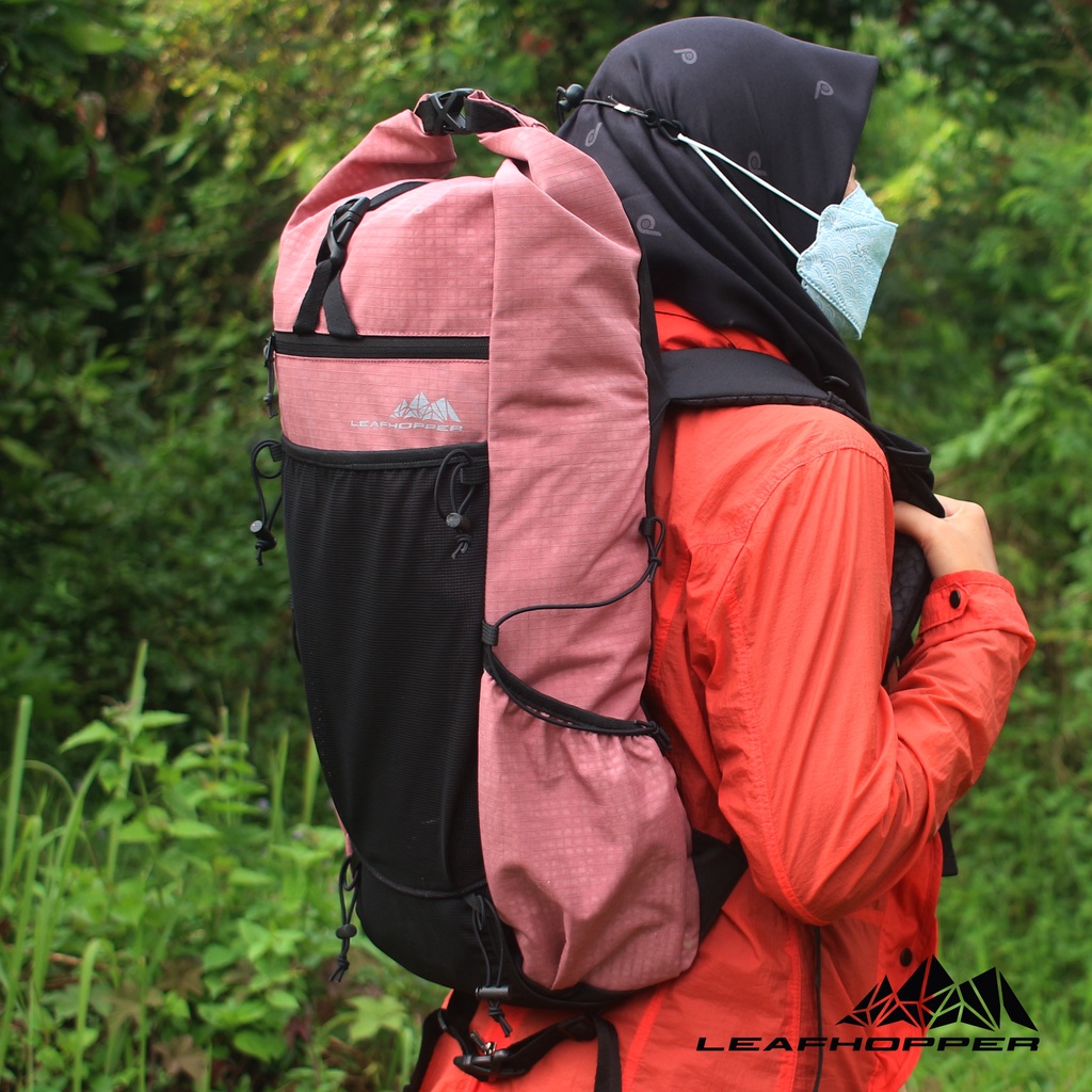 Tas Gunung Backpack Ultralight LEAFHOPPER 22 L Series LightTrack