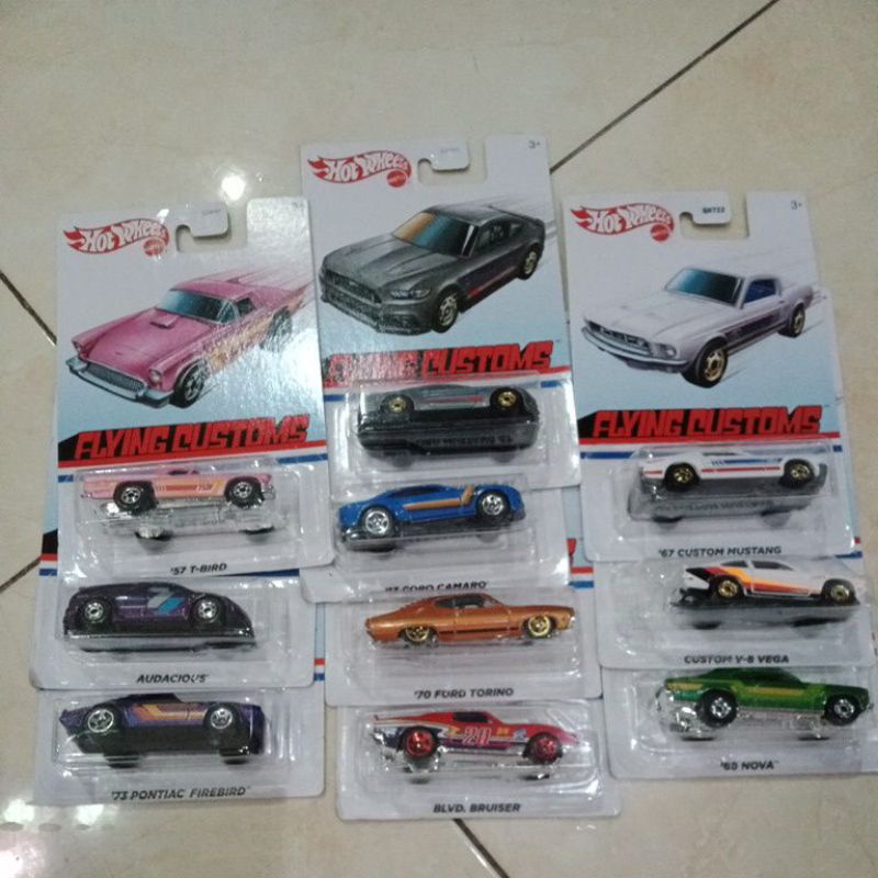 Hot wheels Flying Customs