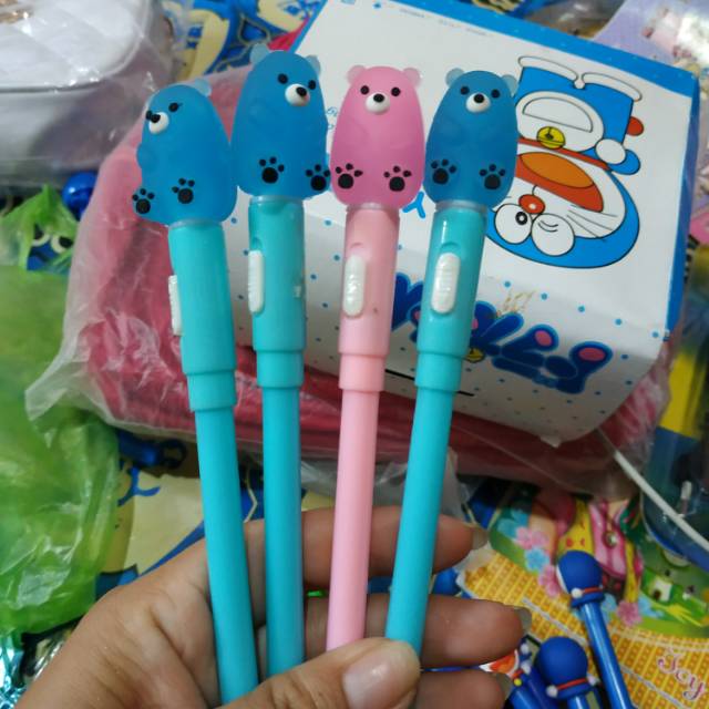 

pen karakter led
