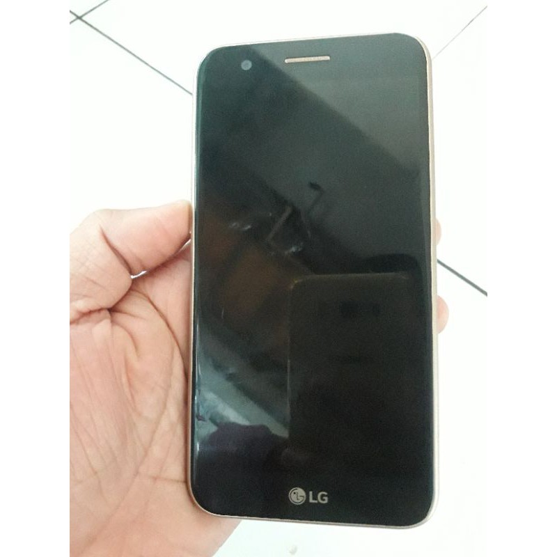 LG M250 LG K10 MATOT MINUSAN MULUS LCD ORI BATERAI ORI