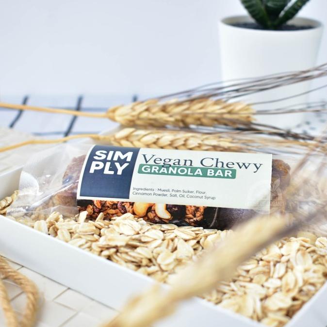 

Simply Vegan Chewy Granola Bar
