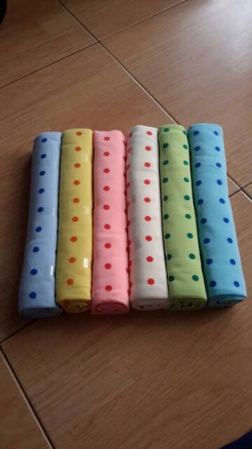 Bedong bayi Felicia motif polkadot warna muda (6pcs)