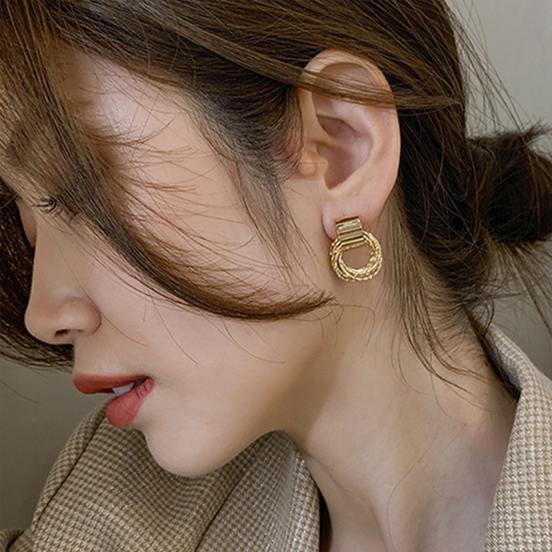 Anting Tusuk Gantung Temperament Warna Gold Gaya Koreatrendy Untuk Wanita