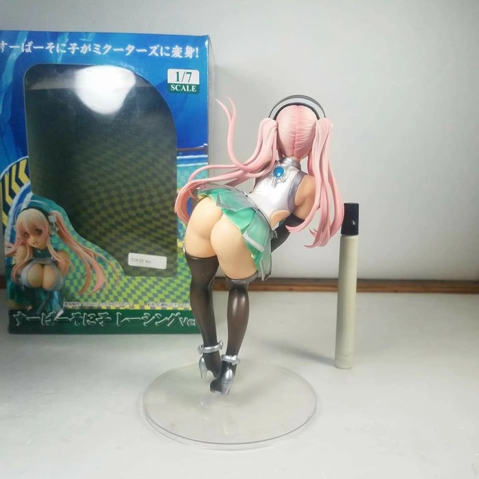 Hot Sale Mainan Figure Super Sonico Sexy Pose Tinggi Sekitar 30Cm Statue Detail Terbaru