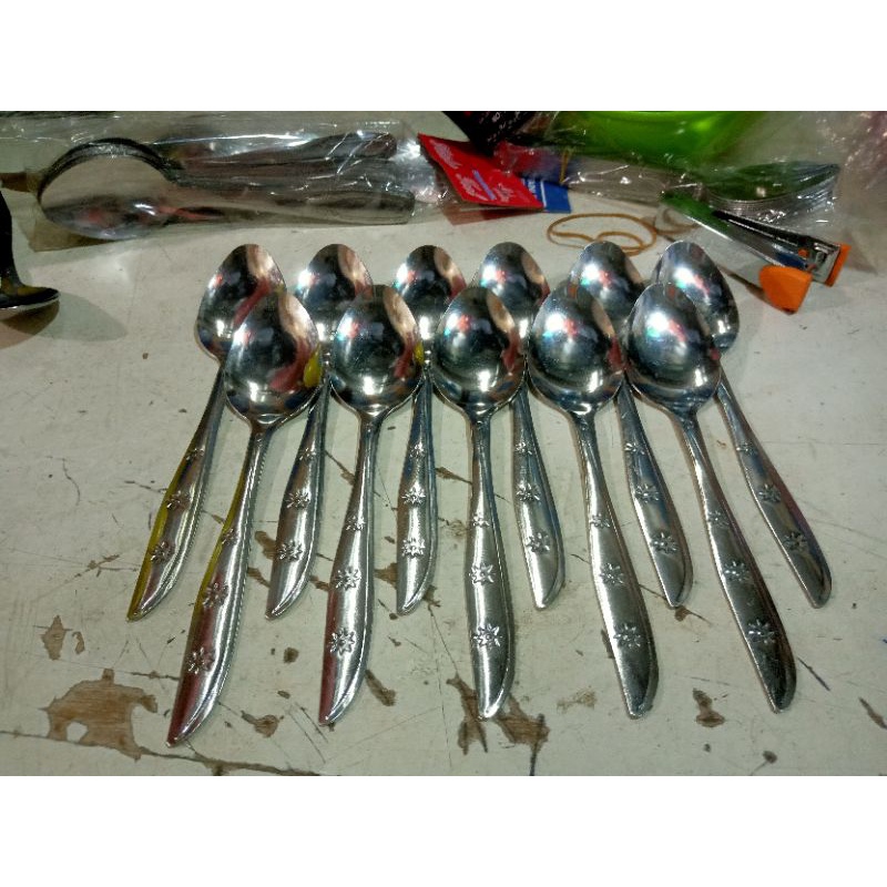 Sendok Makan Merk Indoglass Bahan Stainless Steel & Ketebalan Sedang Motif Doll 1Lusin