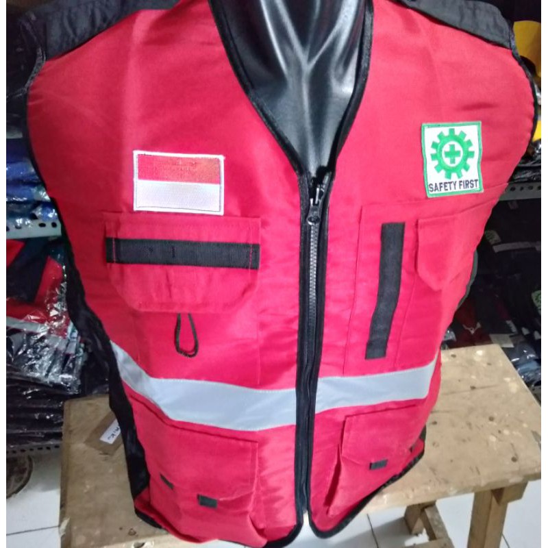 ROMPI SAFETY BAHAN TASLAN FREE LOGO K3 BENDERA MODEL MERAH HSE RESLETING