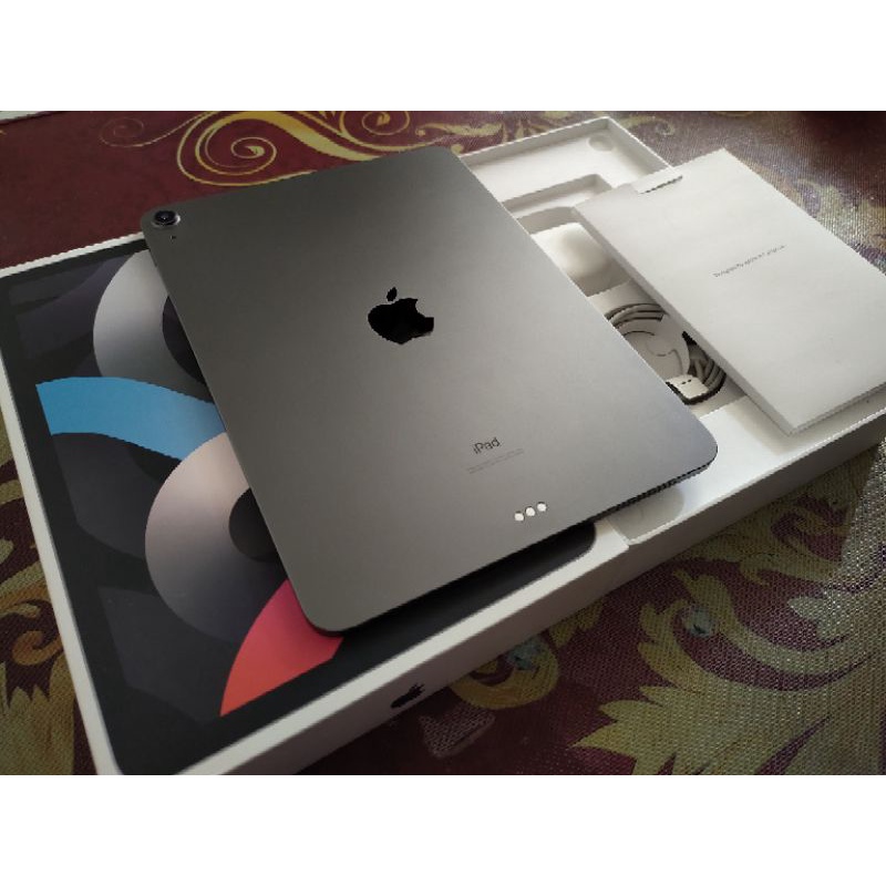 ipad air 4 64gb Wifi fullset mulus