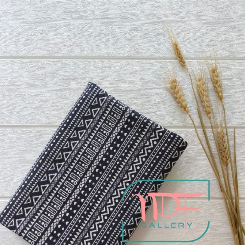 [Setengah Meter /0,5 m] - Kain Baby Kanvas - Motif Tribal Dark Grey