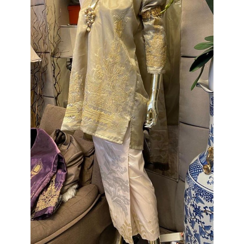 Sarung sutra lagosi satu warna