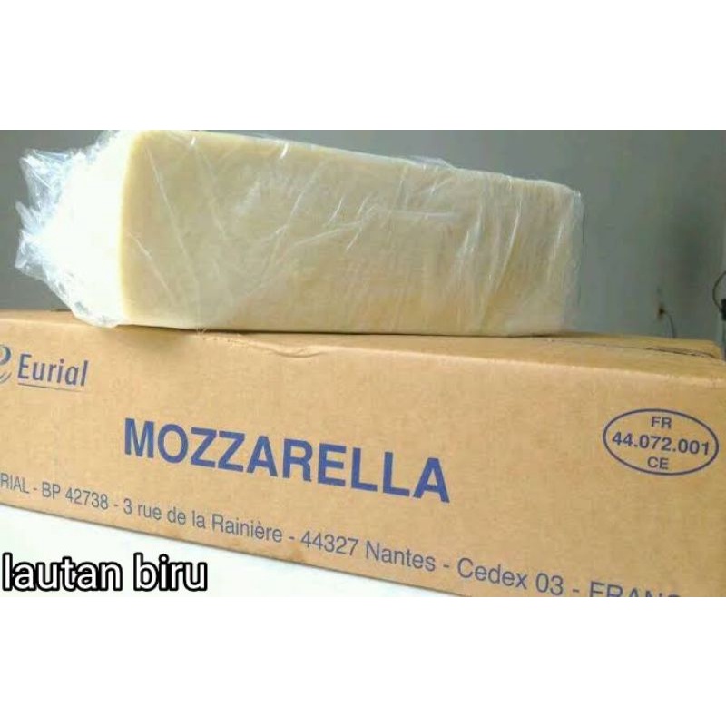 

keju mozzarella eurial 2.5kg