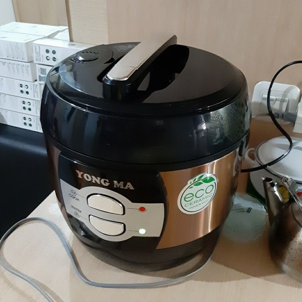 Magic Com / Rice Cooker Yongma YMC 703 Kapasitas 2 Liter Stainless