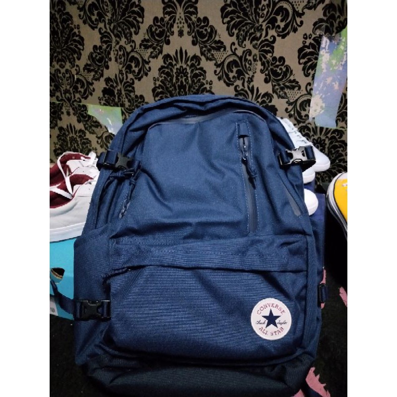 Converse backpack slot 4