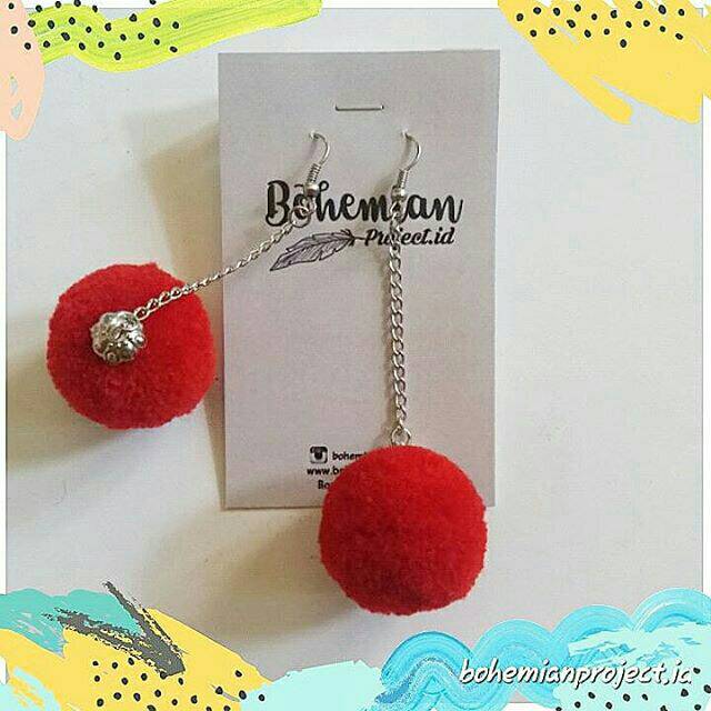 Anting pompom 2cm Best Seller