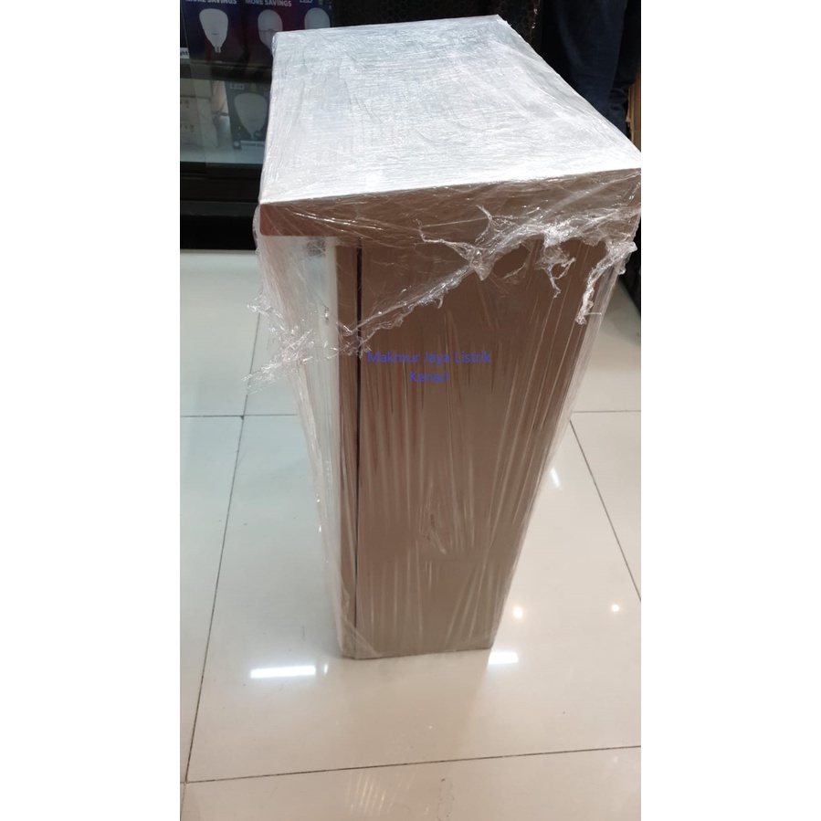 Box Panel OUTDOOR 40 x 60 cm Pake Topi 40 x 60 cm 40x60 cm Topi