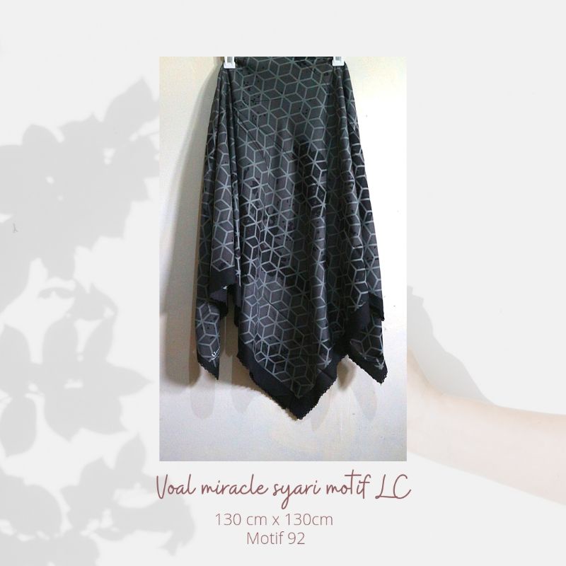 VOAL MIRACLE SYARI MOTIF UMAMA 130cm x 130cm PART 2-26