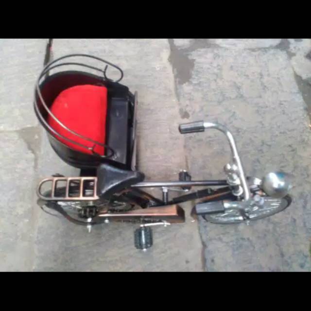 MINIATUR BECAK SEPEDA MEDAN TERMURAH