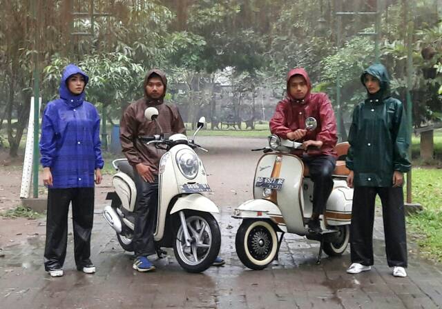 Jas hujan jaket celana Rush Dewasa Merk plevia