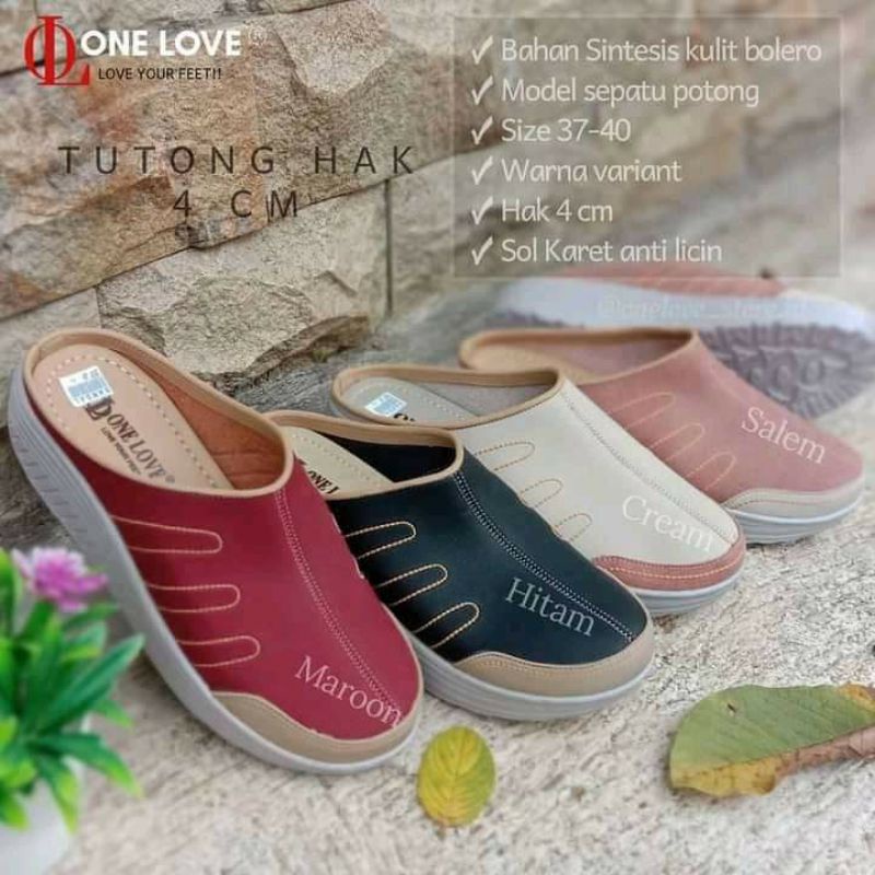 Tutong One Love 》Sepatu sandal 》Selop wanita 》Slip on shoes 》Naf999