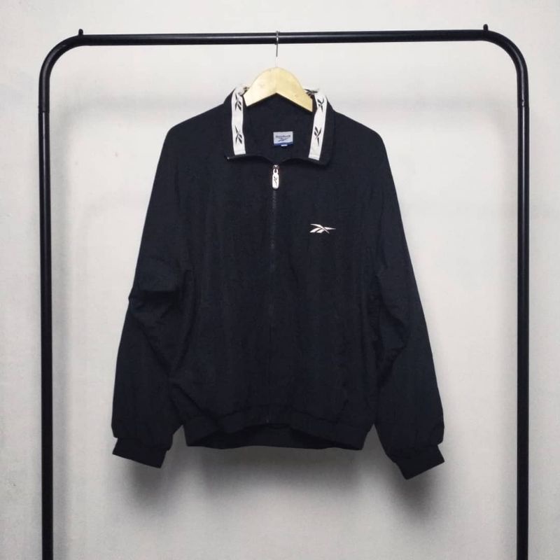 VINTAGE REEBOK BIG LOGO