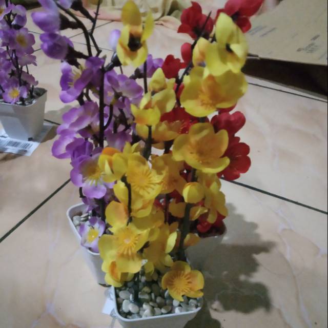Bunga sakura  pot Plastik Bunga artificial pot