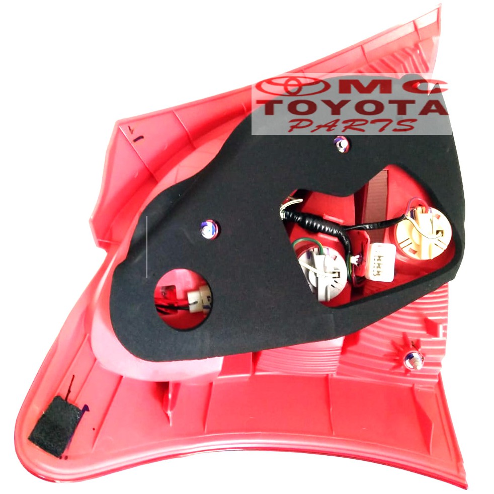 Lampu Stop / Stop Lamp Belakang Kanan Yaris 81550-0D180