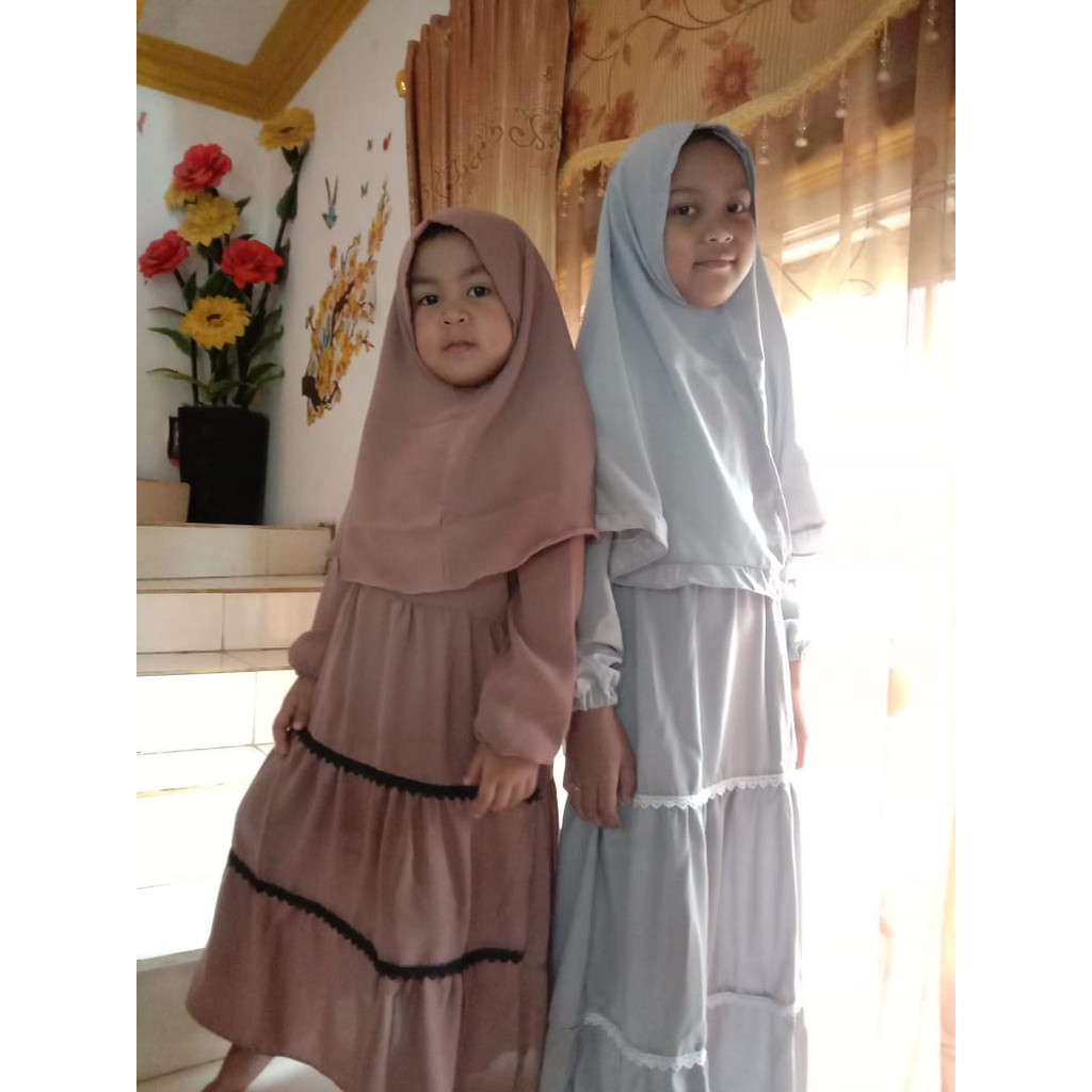 Busana muslim anak modern