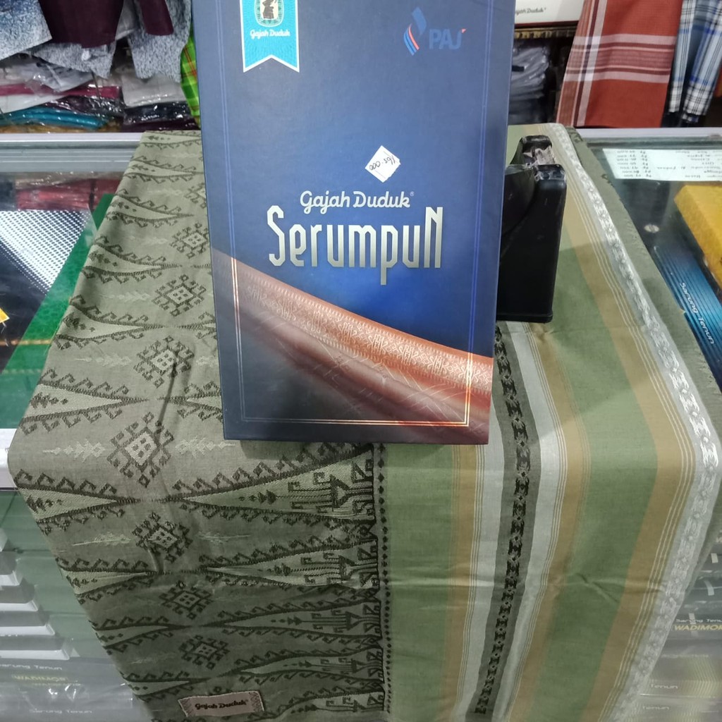 Sarung Gajah Duduk  Serumpun