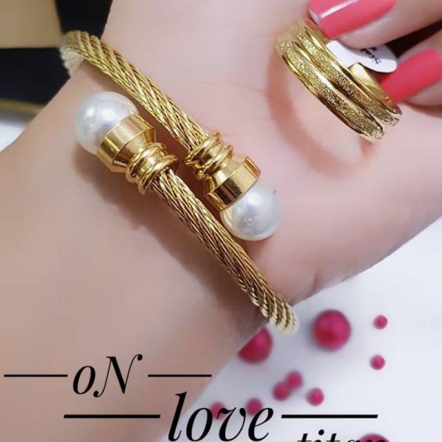 Titanium gelang ulir mutiara