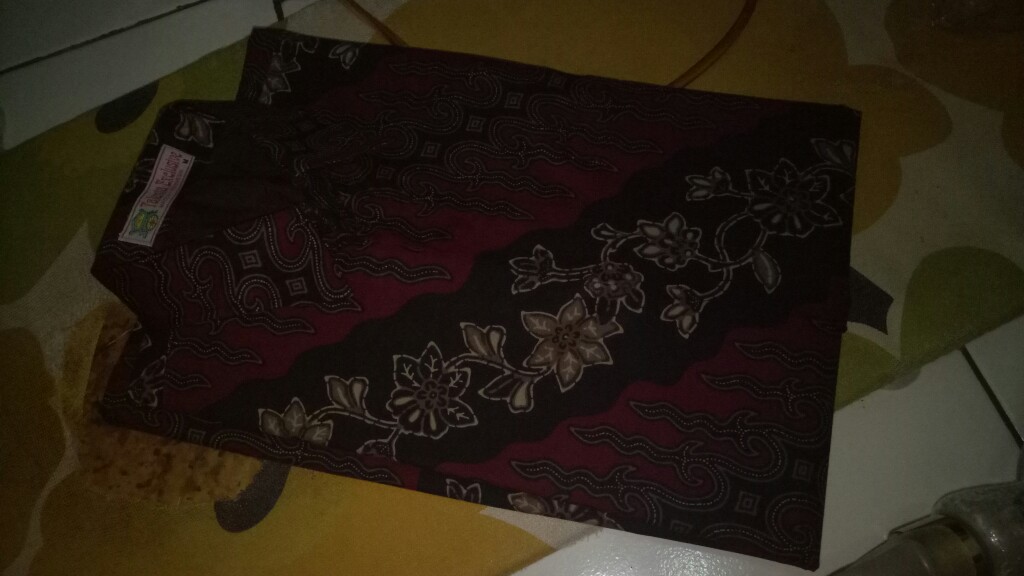 Kemeja Batik Prabu Bahan Katun Baturaden Reguler Fit A579
