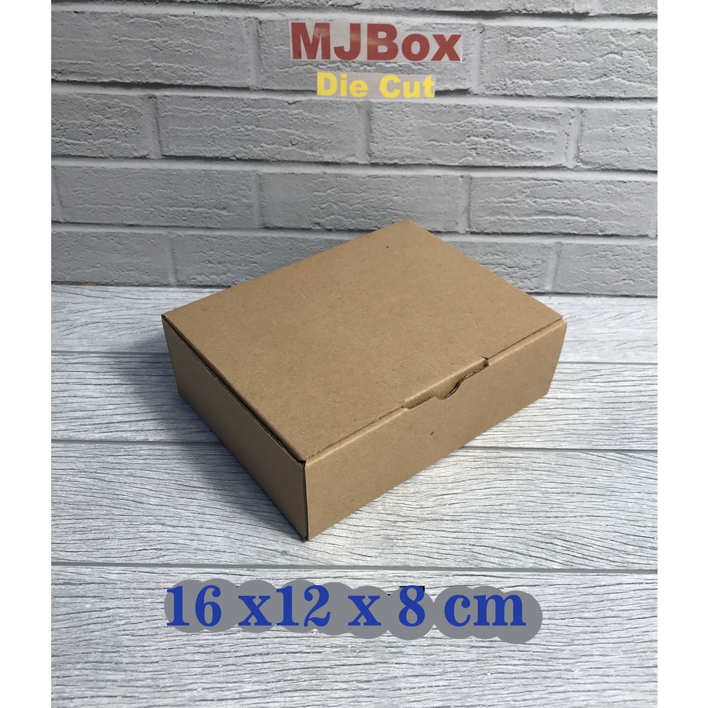 

Kardus uk. 16 x 12 x 8 cm....Die Cut karton box untuk Kotak Aksesoris dll model box pizza