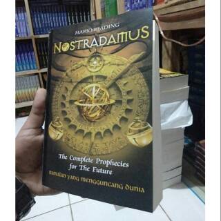 Jual Buku NOSTRADAMUS The Complete Prophecies For The Future - Mario ...