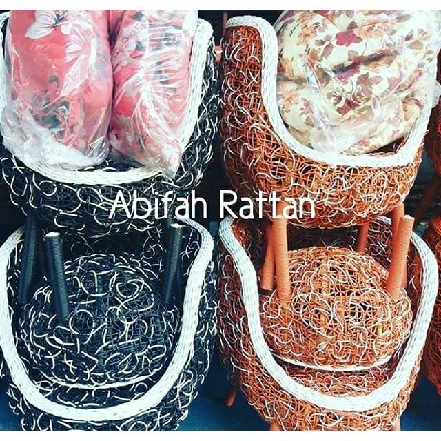 Kursi Teras Brekele Anyaman Rotan Sintetis Mix Set Jok