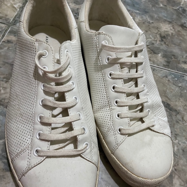 preloved sepatu zara man size 43