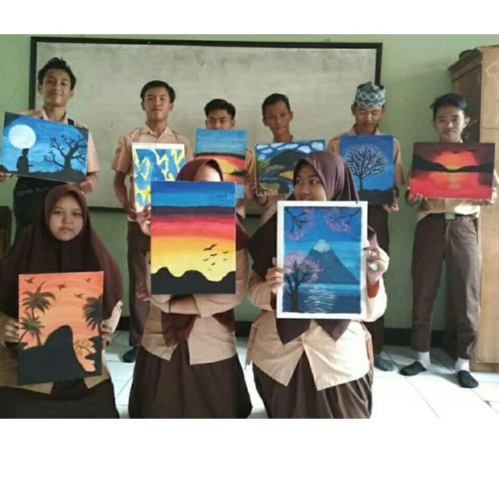 

Terlaris.. KANVAS LUKIS 30x40cm PAKET LENGKAP / CAT ACRYLIC / KUAS NO.1 / PALET
