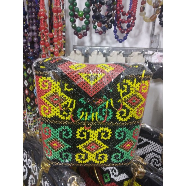 tas manik tutup manik khas kalimantan