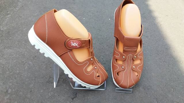 Sepatu Kets Wanita Sneakers Mulan 1410