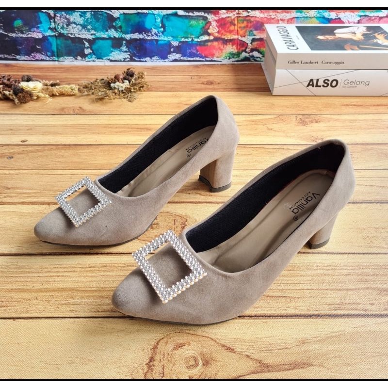 ABBUSHOES AMT 01 Sepatu Pesta Model Hak Tahu Untuk Wanita 7cm