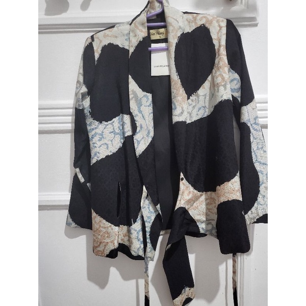 Runnia Blazer Viscos Batik Abstrak by Dian Pelangi