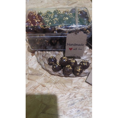 

COOKIES COKLAT 250GR/NASTAR 250GR/KASTENGEL 250GR