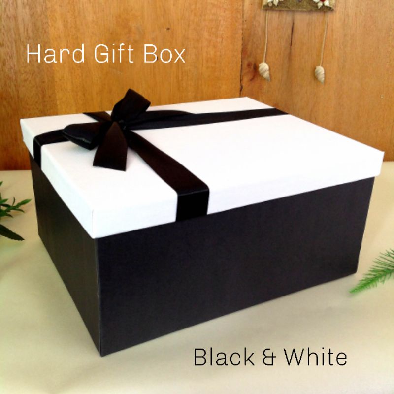 

Kotak Kado / Hampers / Hard Gift Box Polos Black White