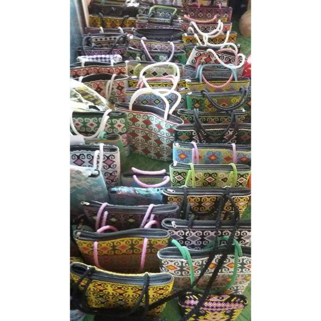 GROSIR TAS KHAS KALIMANTAN TAS MANIK HAND MADE