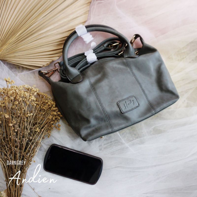 Andien bag by Hody