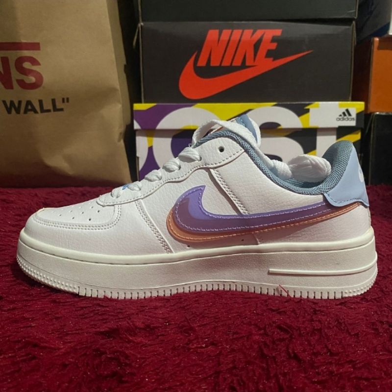 SEPATU WANITA NIKE AIR FORCE 1 WEDGES
