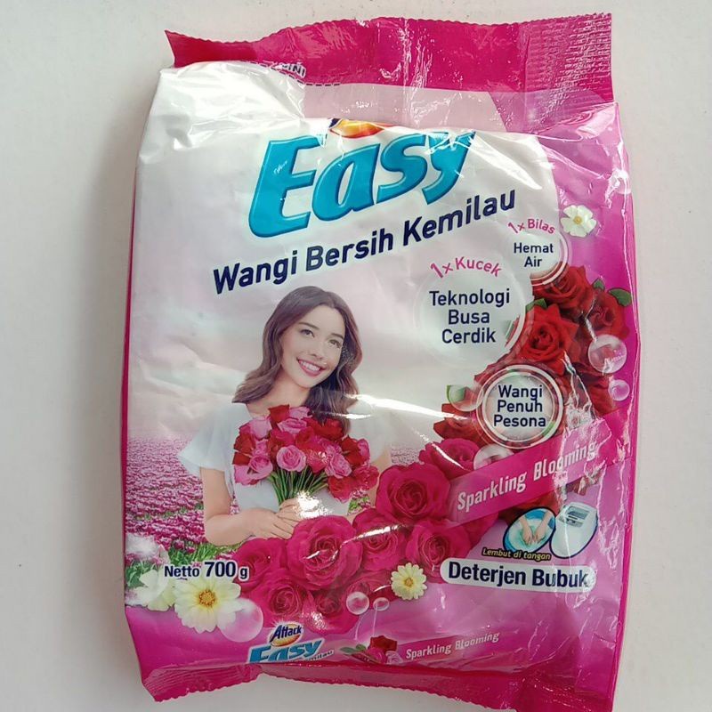 Attack Easy Deterjen Bubuk 700g